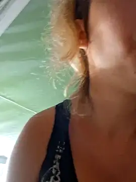 Snapshot of allinqueen chatting on January 2025 03:12:02 AM allinqueen online show from January 2025 03:12:02 AM