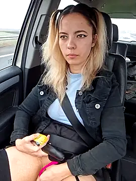 Snapshot of allinqueen chatting on March 2025 09:40:02 AM allinqueen online show from March 2025 09:40:02 AM