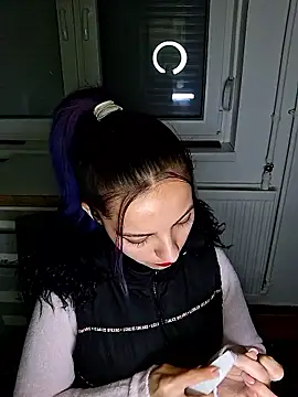 Snapshot of allinqueen chatting on January 2026 12:24:01 AM allinqueen online show from January 2026 12:24:01 AM