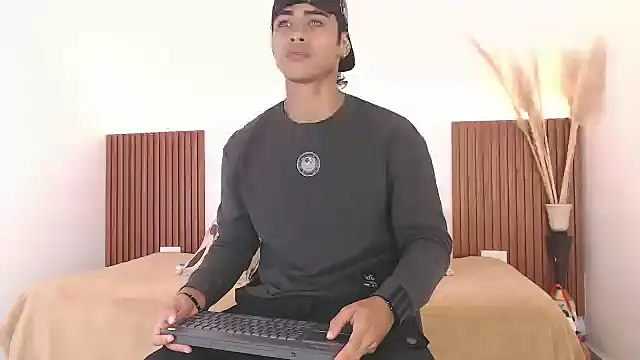 zander 2120 online show from December 2024 01:49:02 PM