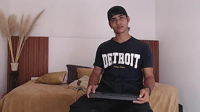 zander 2120 online show from December 2024 06:38:01 PM