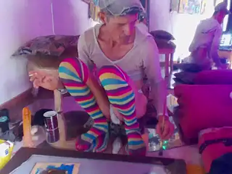 laye19 online show from February 2025 06:37:02 PM