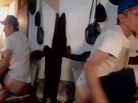 laye19 online show from October 2025 02:44:01 AM