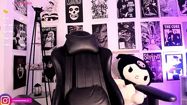 Lexyjoycce online show from November 2025 09:04:02 PM