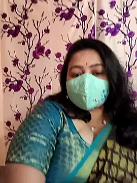 Snapshot of neelu-hoty chatting on January 2025 07:19:02 AM neelu-hoty online show from January 2025 07:19:02 AM