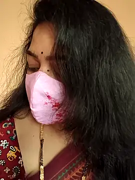 Snapshot of neelu-hoty chatting on February 2025 03:52:01 AM neelu-hoty online show from February 2025 03:52:01 AM