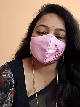 Snapshot of neelu-hoty chatting on February 2025 01:44:01 PM neelu-hoty online show from February 2025 01:44:01 PM