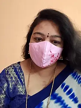 Snapshot of neelu-hoty chatting on February 2025 02:11:02 PM neelu-hoty online show from February 2025 02:11:02 PM