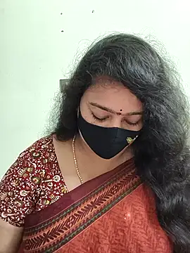 Snapshot of neelu-hoty chatting on November 2025 09:43:01 AM neelu-hoty online show from November 2025 09:43:01 AM