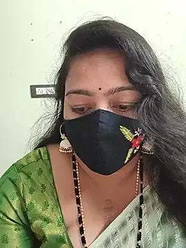 Snapshot of neelu-hoty chatting on November 2025 01:55:02 PM neelu-hoty online show from November 2025 01:55:02 PM