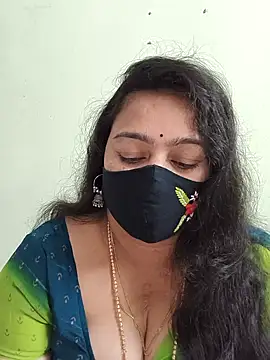 Snapshot of neelu-hoty chatting on November 2025 12:49:02 PM neelu-hoty online show from November 2025 12:49:02 PM