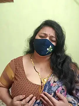 neelu-hoty online show from April 2026 09:32:01 AM