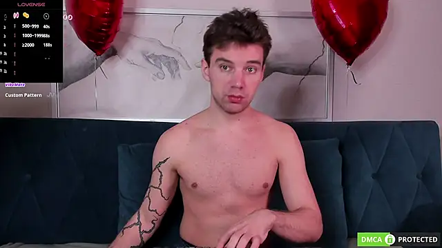 ArthurWhitee online show from February 2025 03:50:02 AM