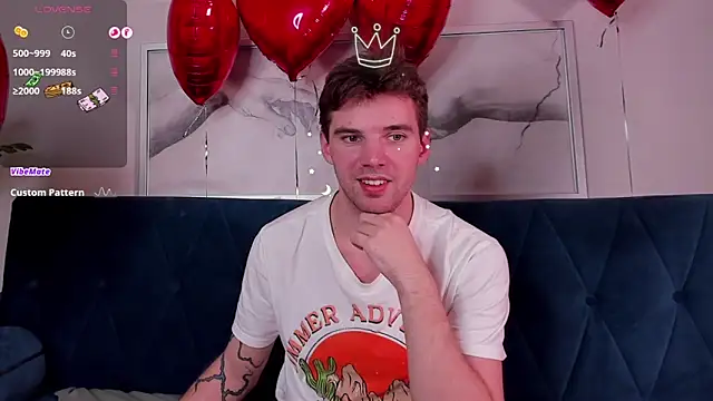 ArthurWhitee online show from February 2025 09:53:01 AM