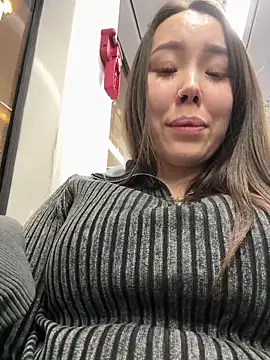 Asian Asami online show from January 2025 03:53:02 PM