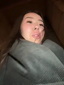 Asian Asami online show from February 2025 03:51:02 PM