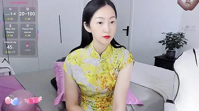 paopao-a online show from November 2025 04:00:02 AM