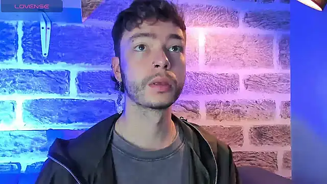 noah ricci online show from October 2025 12:33:01 PM