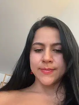 Snapshot of CoralineKam1 chatting on February 2025 10:43:01 PM CoralineKam1 online show from February 2025 10:43:01 PM