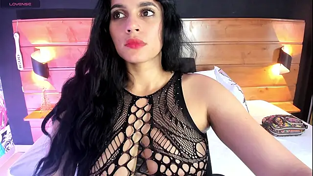 dahiana spark online show from December 2024 03:43:02 PM