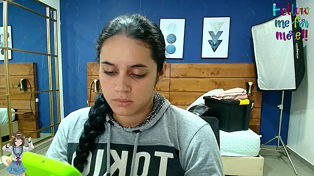 dahiana spark online show from October 2025 08:29:02 PM