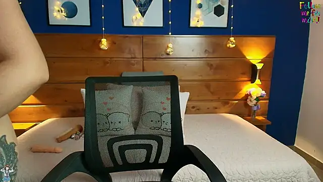 dahiana spark online show from November 2025 08:07:02 PM