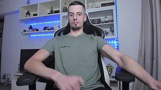 ToddClaytonn online show from November 2025 01:50:02 AM