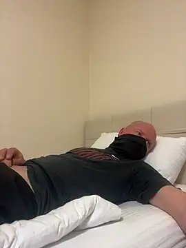 Snapshot of paul_daniel chatting on January 2025 10:52:02 PM paul daniel online show from January 2025 10:52:02 PM