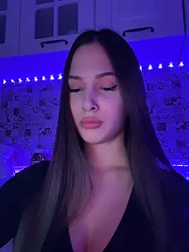 EricaWalls online show from February 2025 04:20:02 PM