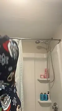 menaceswife online show from March 2025 07:45:02 PM