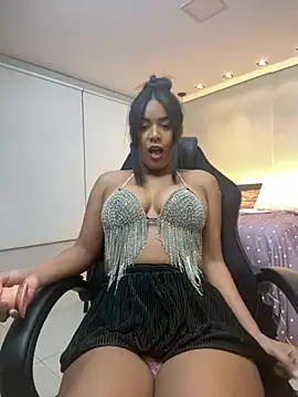 Snapshot of Laisabrazil chatting on December 2024 08:41:01 AM Laisabrazil online show from December 2024 08:41:01 AM