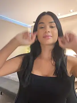 Snapshot of Laisabrazil chatting on November 2025 05:52:01 PM Laisabrazil online show from November 2025 05:52:01 PM