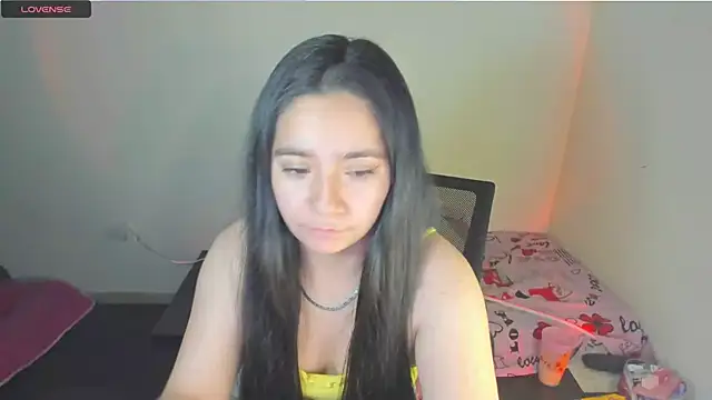 litle mily  online show from December 2025 01:35:02 AM