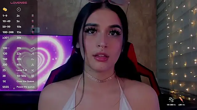 Charlotte greys online show from February 2025 02:08:02 AM