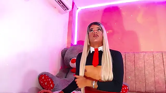 vanessa nauthygirls online show from February 2025 07:41:01 PM