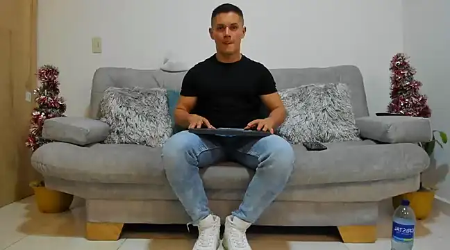 julian wallace online show from December 2024 02:45:02 AM