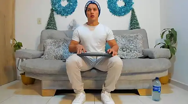 julian wallace online show from December 2024 01:53:01 AM