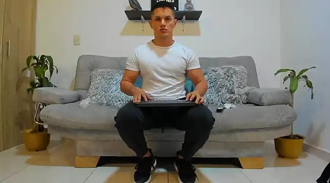 julian wallace online show from January 2025 02:02:02 PM