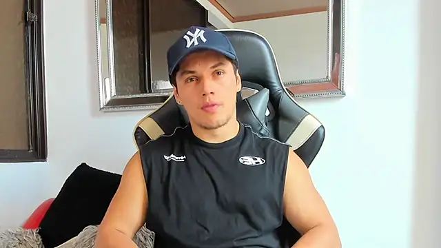 julian wallace online show from April 2026 06:12:01 PM