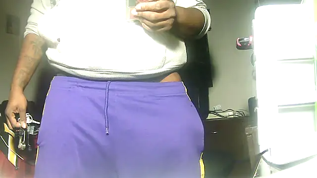 Snapshot of HBYAM chatting on February 2026 07:18:01 AM HBYAM online show from February 2026 07:18:01 AM