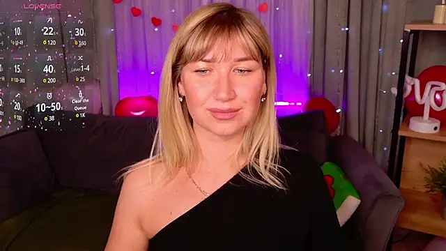 MilaBott online show from February 2025 08:48:02 PM