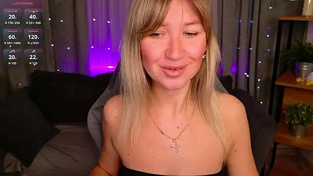 MilaBott online show from April 2026 07:30:02 PM