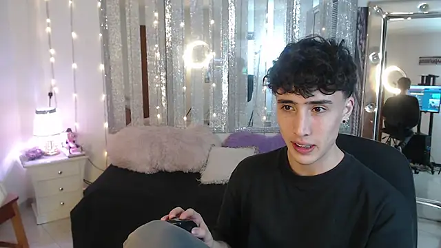 gojo satoru 18 online show from February 2025 03:09:02 PM