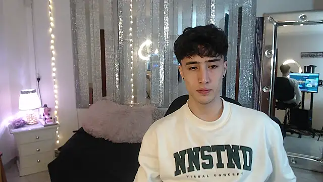 gojo satoru 18 online show from February 2025 11:54:01 AM