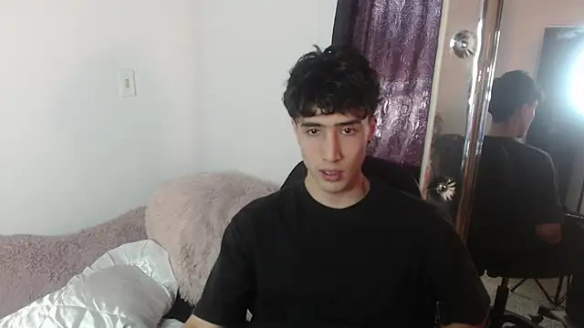 gojo satoru 18 online show from February 2025 03:52:01 PM