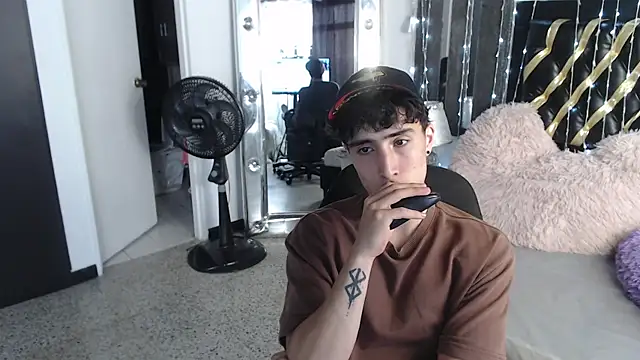 gojo satoru 18 online show from March 2025 03:06:01 PM