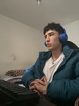 gojo satoru 18 online show from October 2025 03:35:02 PM