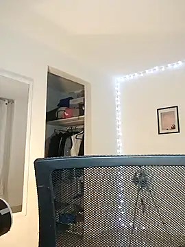 helena smith online show from December 2024 05:09:02 AM