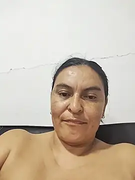 Horny-Mommy-Dirty online show from October 2025 03:43:02 AM