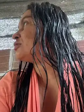 Horny-Mommy-Dirty online show from December 2025 03:17:01 PM